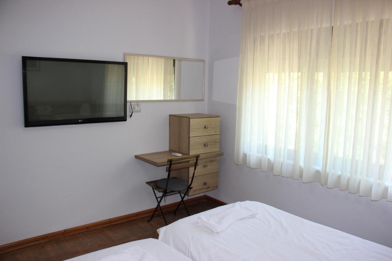 Ballo Apartments จีโรคาสเตอร์ ภายนอก รูปภาพ