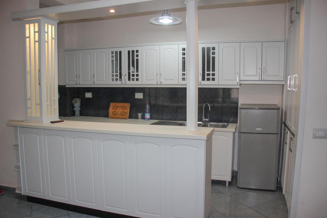 Ballo Apartments จีโรคาสเตอร์ ภายนอก รูปภาพ
